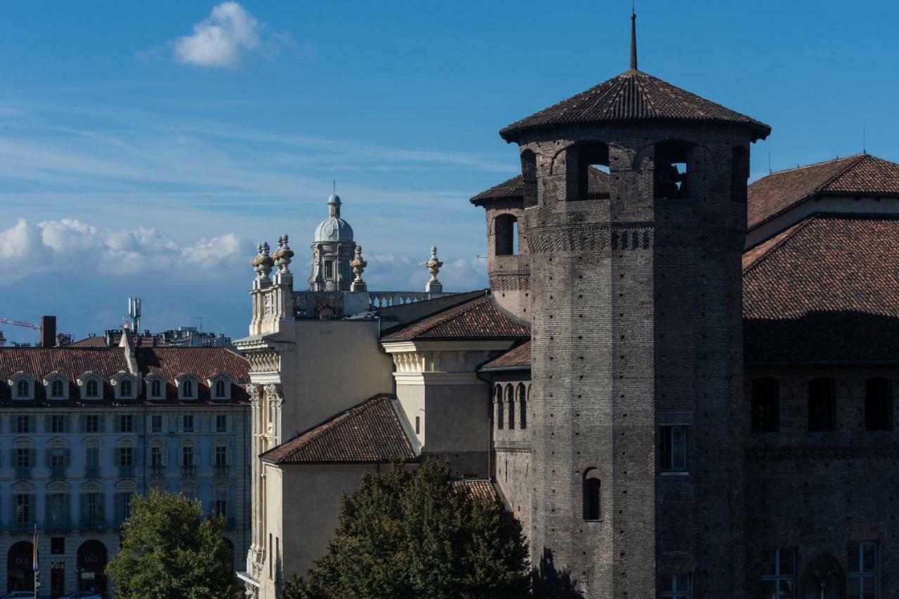 Mansarda In Piazza Castello Turim Exterior foto