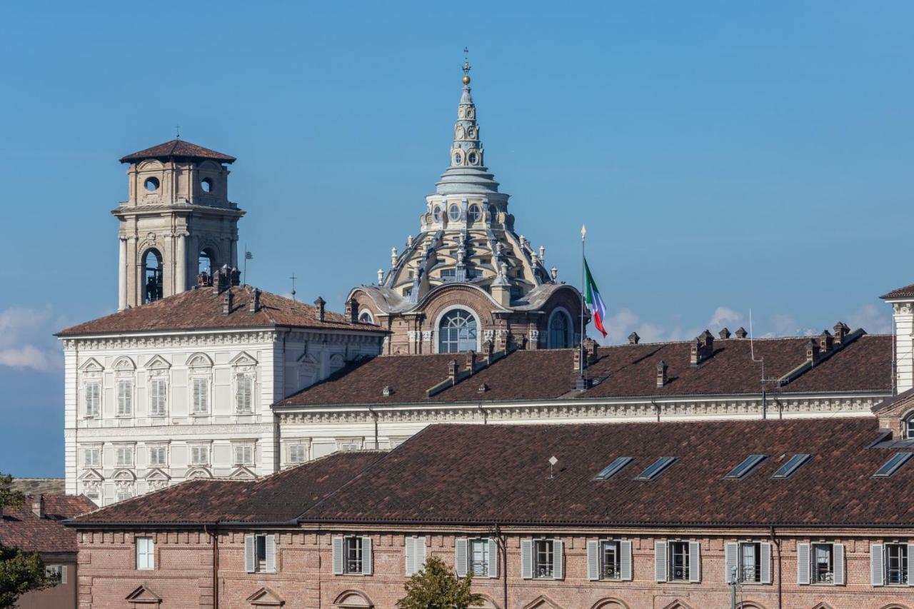 Mansarda In Piazza Castello Turim Exterior foto